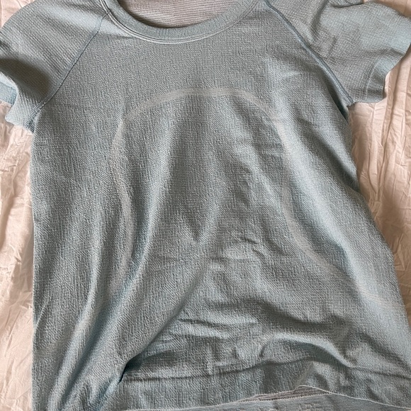 Lululemon Swiftly Tech Short Sleeve tee Race Length** - Picture 3 of 3